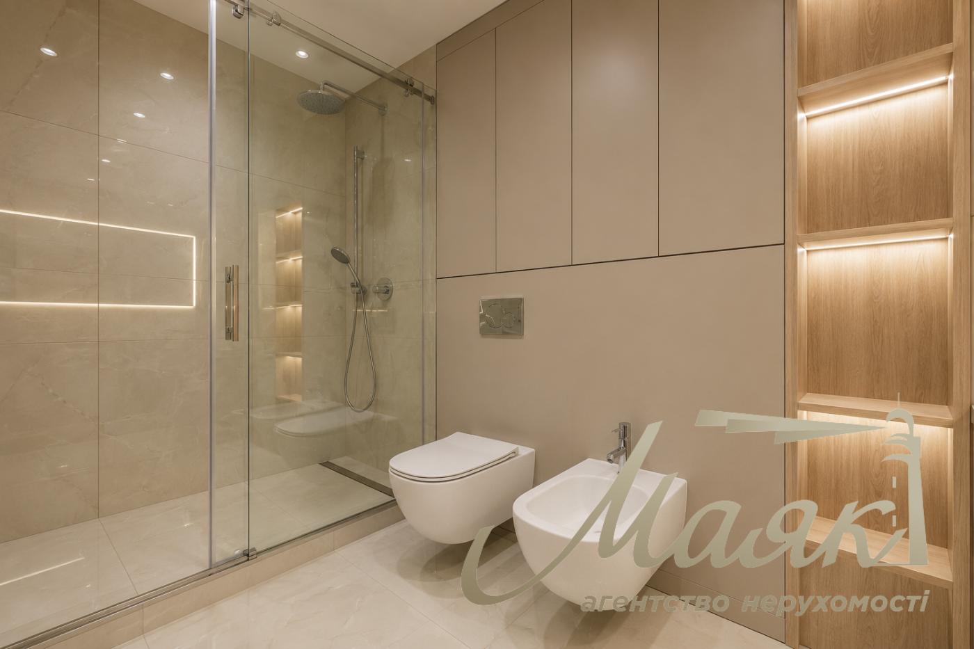 3-bedroom apartment for sale, 118 m², in the "French Quarter 2" residential complex, John McCain Street, Pechersk, Downtown, Kyiv