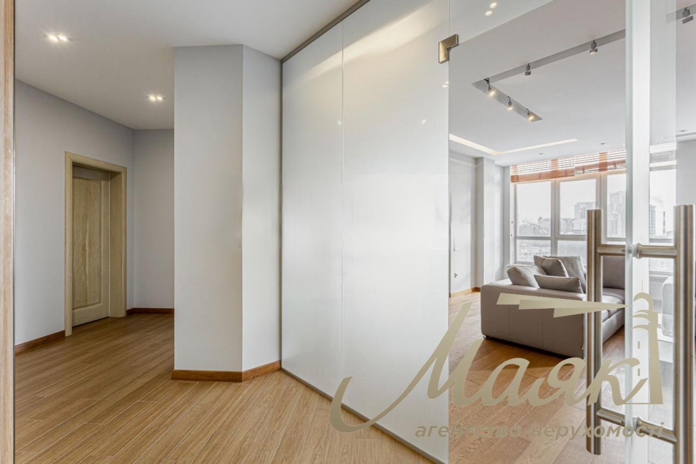 Продаж 3к-квартири в ЖК Новопечерські липки, вул. Драгомирова 5, Печерськ, Київ