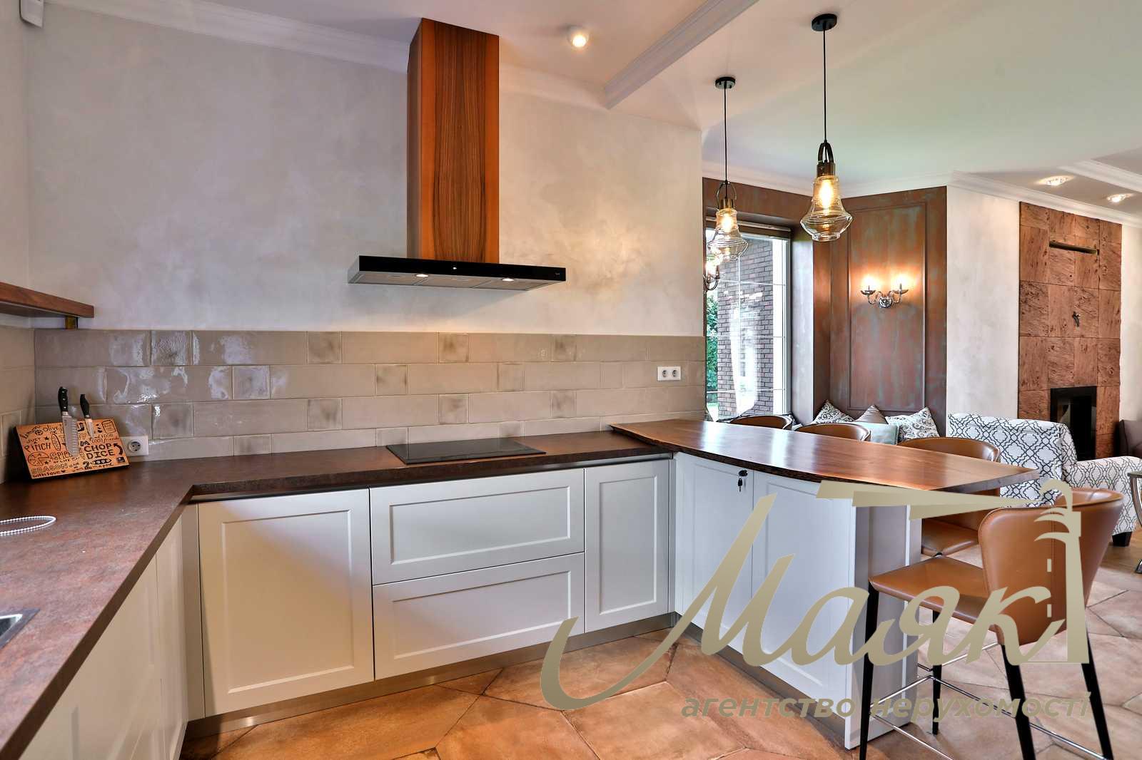 Оренда будинку площею 220 м² у котеджному містечку Green Hills, с. Віта-Поштова