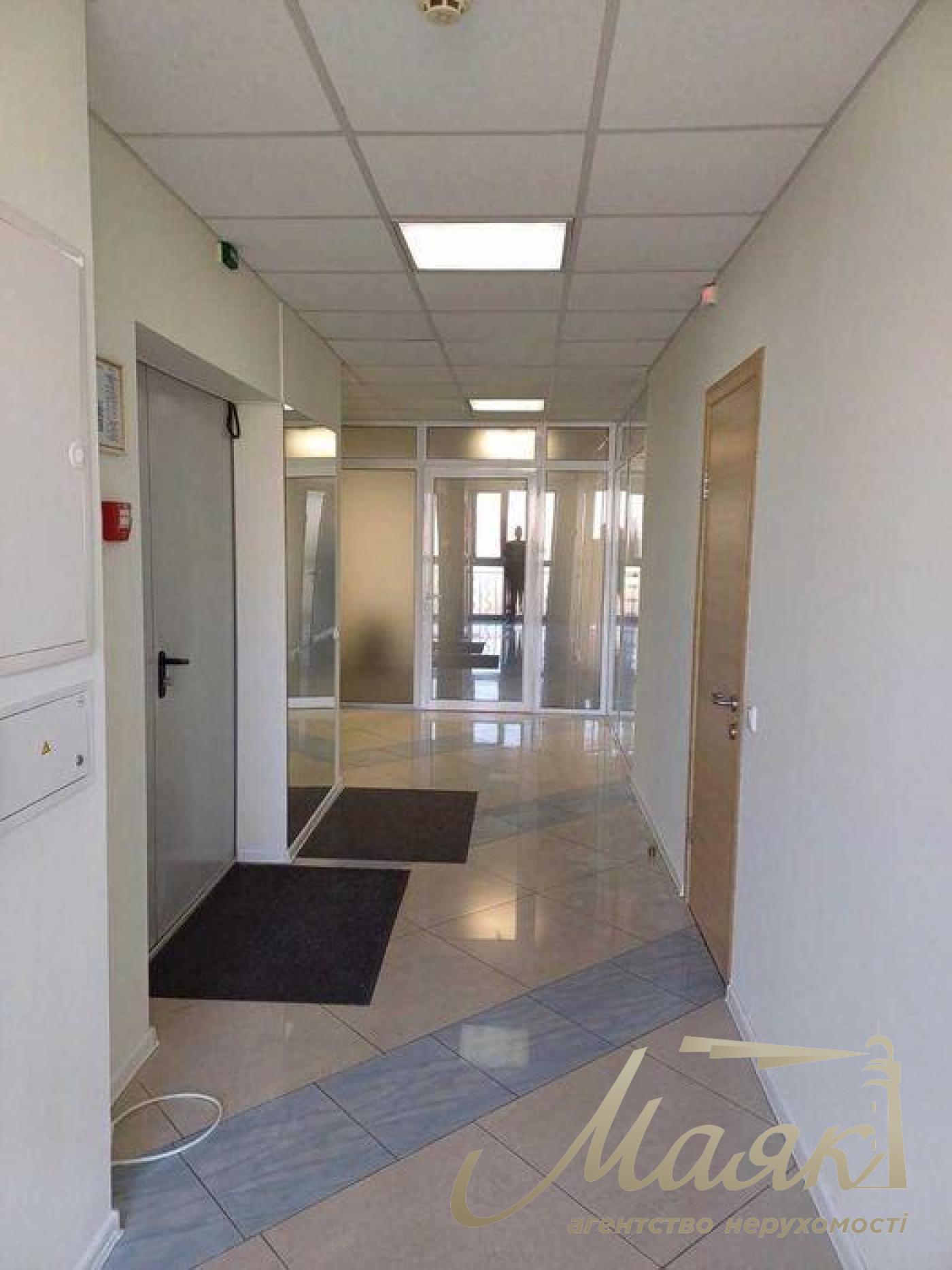 Оренда офісу 450 м.кв вул. Лєскова, Печерськ