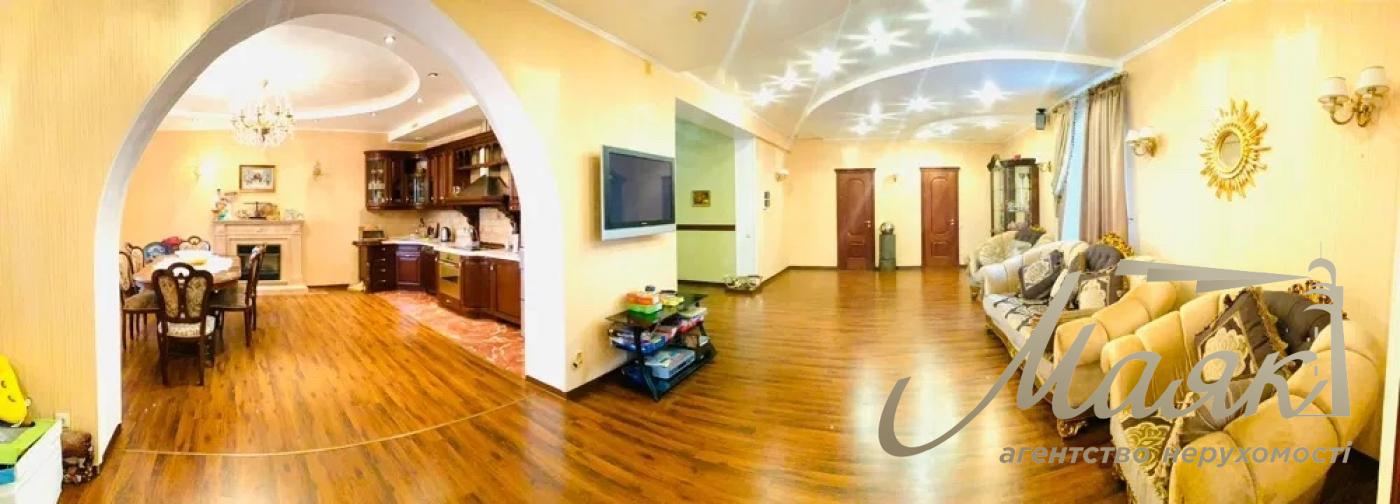 House for rent, 450 m2, Podgortsy