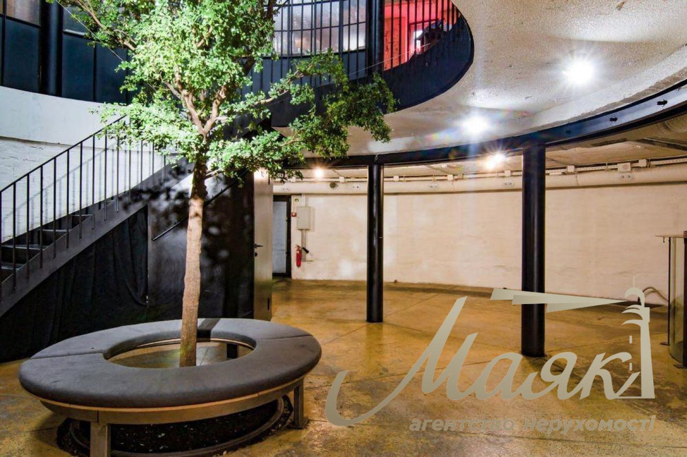 Оренда комерційного приміщення 134м.кв. вул Руйтарська, Центр