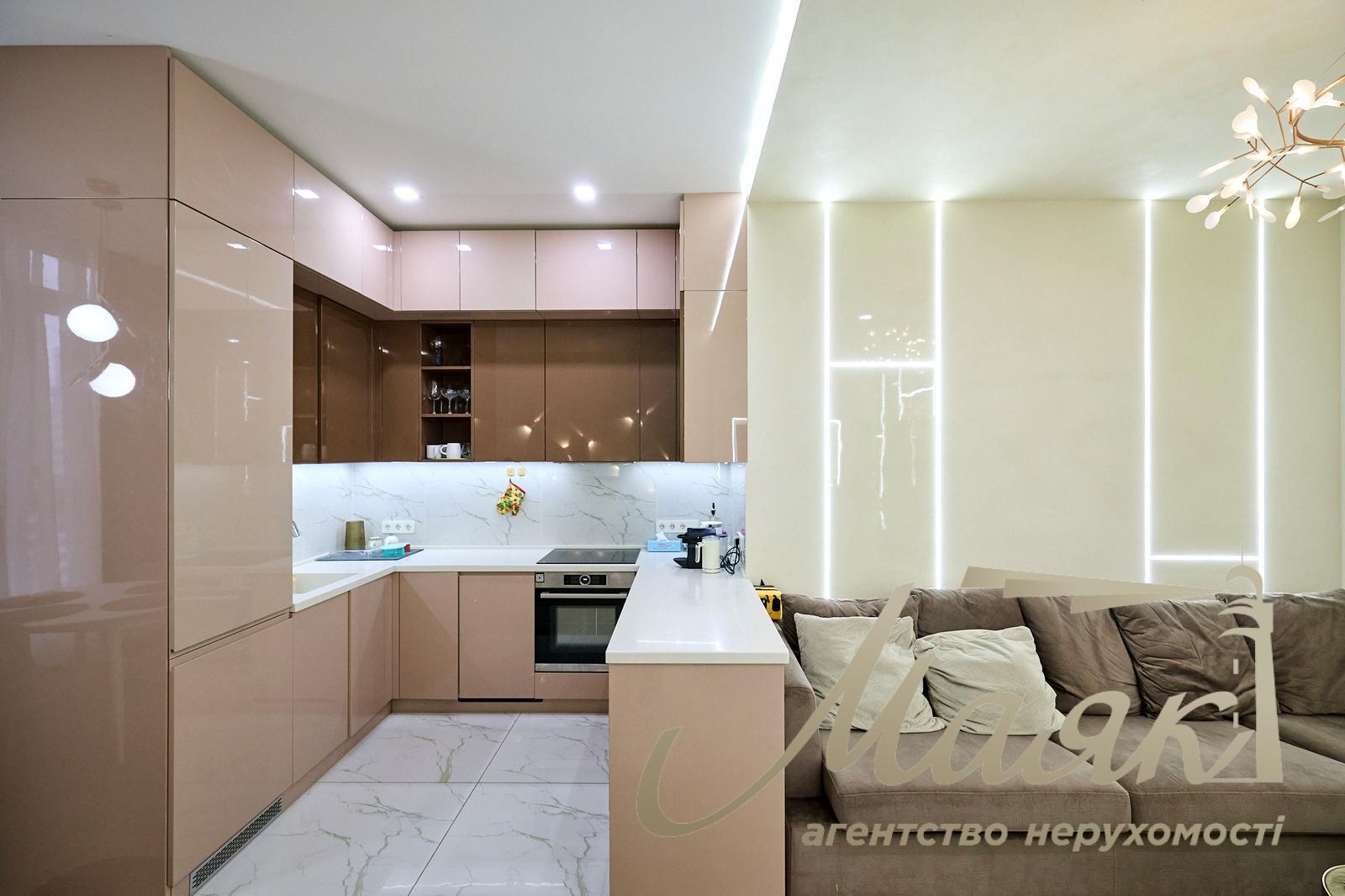 Продажа 2-х комнатной квартиры в ЖК Джек Хаус по ул.Леси Украинки бульв., 7-В