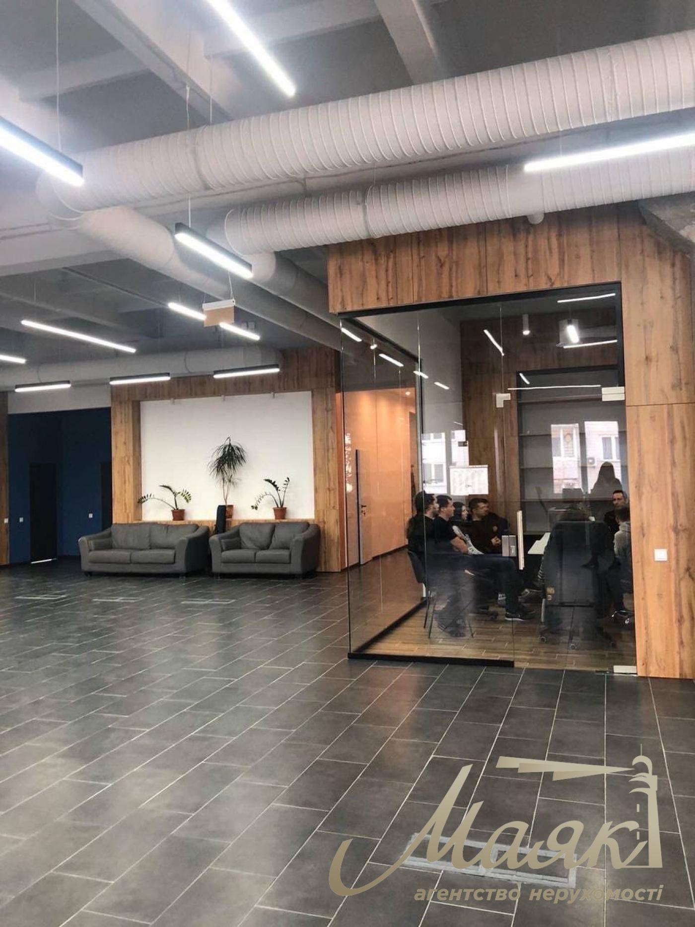 Office for rent 580 sq.m. on Princes Ostrozhskikh str. (Moskovska), 23