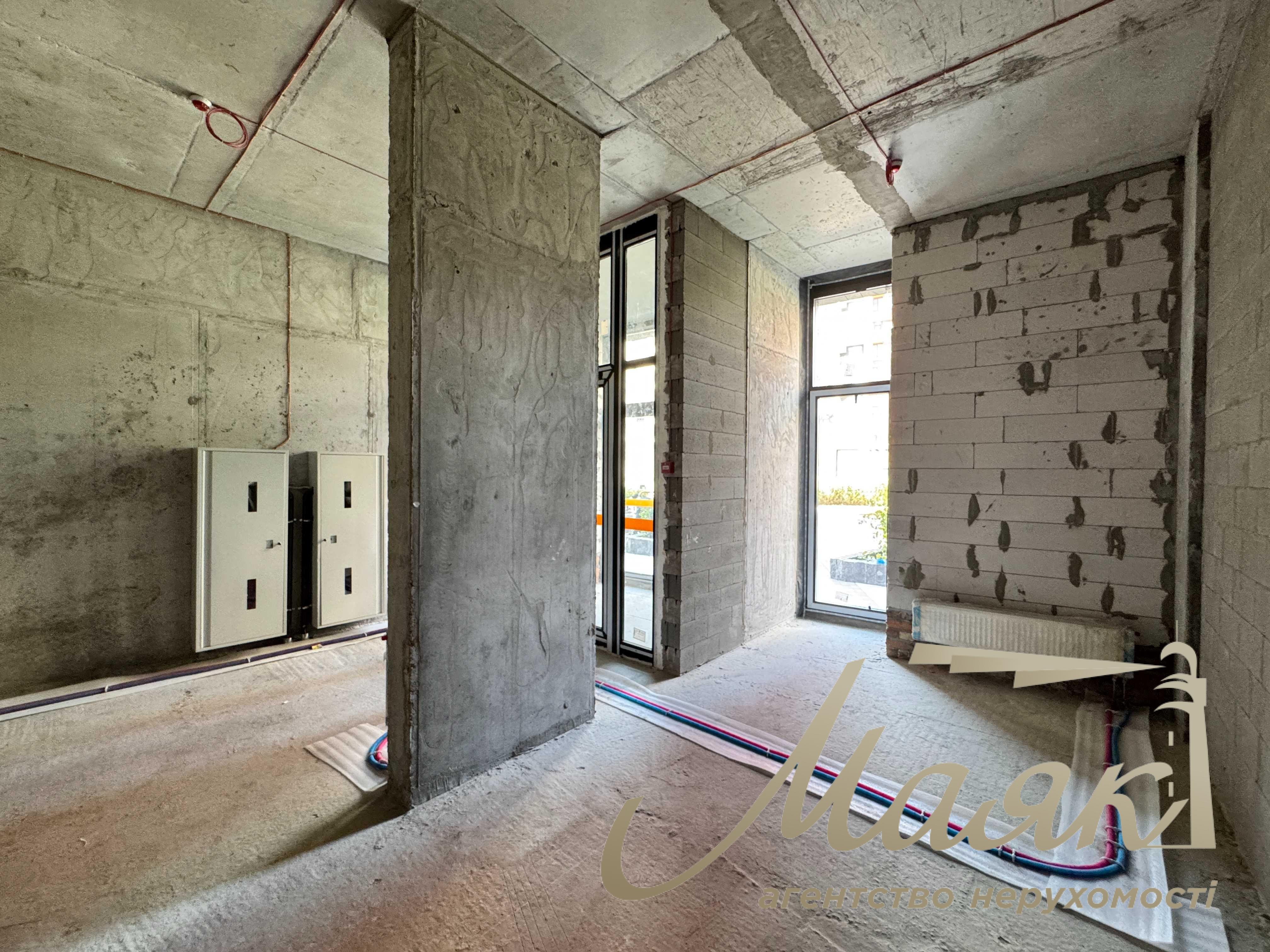 Продаж фасадної квартири площею 41 м² з терасою, ЖК «Світлопарк»