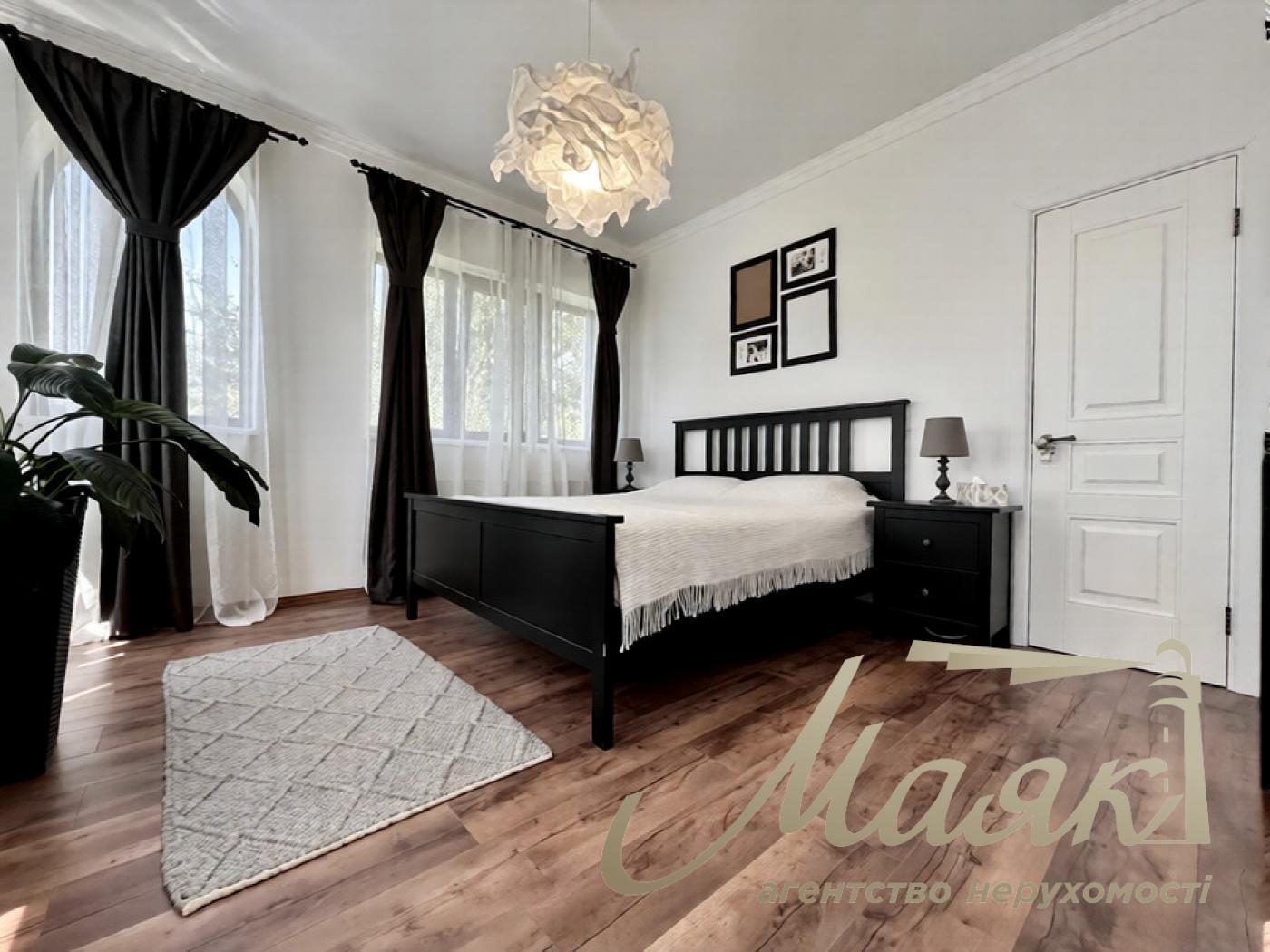 Продаж будинку 192м² у Конча-Заспі, Козин, Київська область