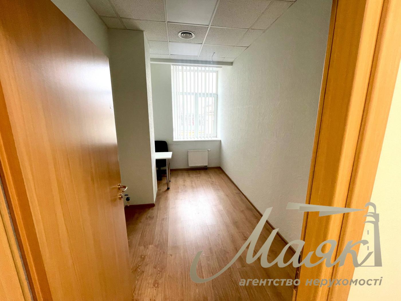 Оренда офісу 260м2 БЦ ILLINSKY вул. Іллінська 8, Поділ, Київ