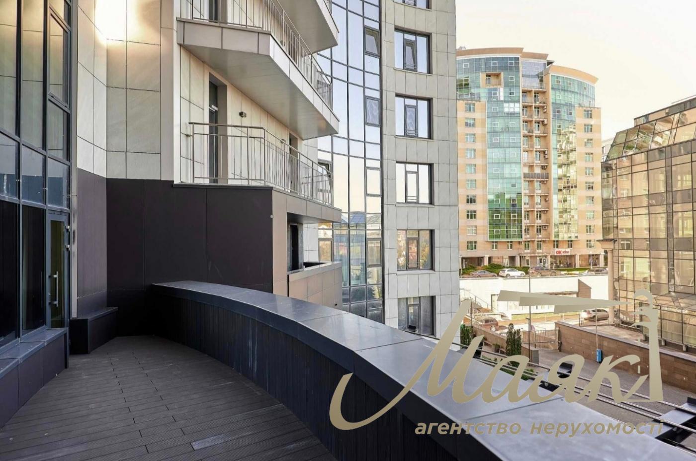 155 m² office space for rent in the Busov Hill residential complex, 12 Buslovskaya St., Pechersk.