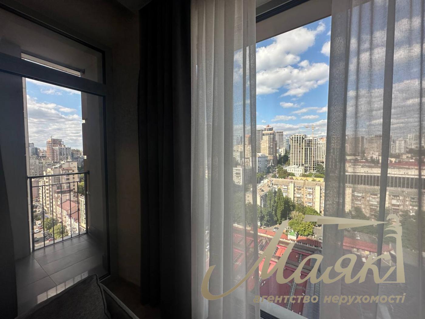 Оренда 2-кімнатної квартири площею 63 м² у ЖК «Atlantic Residences», вул. Антоновича, 118, станція метро «Палац України».
