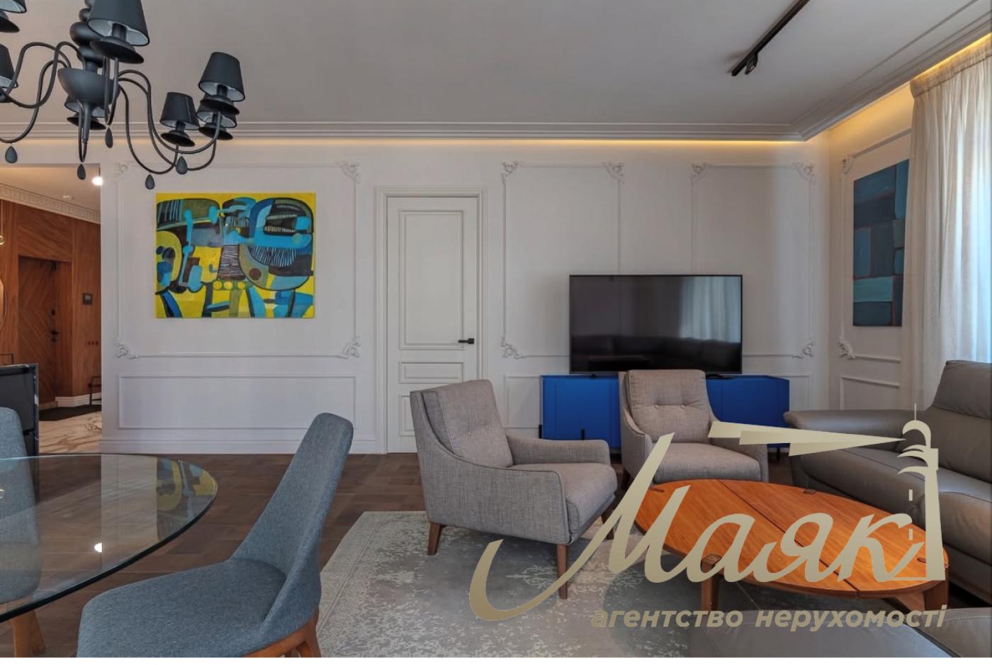 Business class apartment for sale 127 m² in Residential Complex Boulevard of Fountains, Kiev
