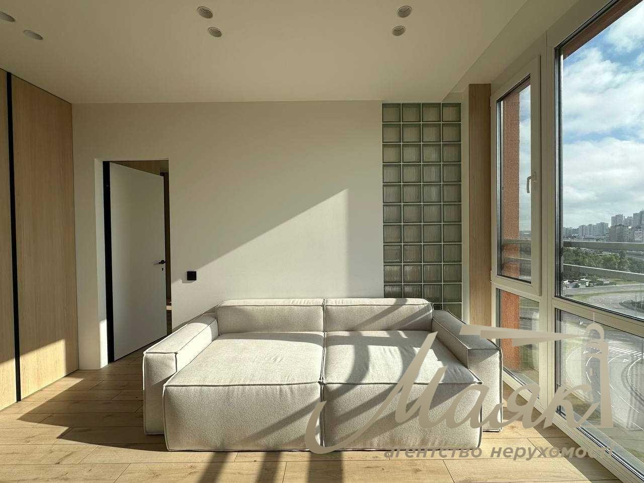 Продаж 2к квартири 69.3м2, ЖК Севен, Осокорки