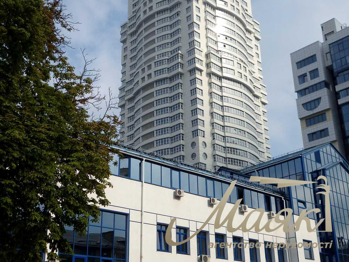 Оренда офісу площею 165 м² у ЖК «Карнегі», Кловський спуск, 7