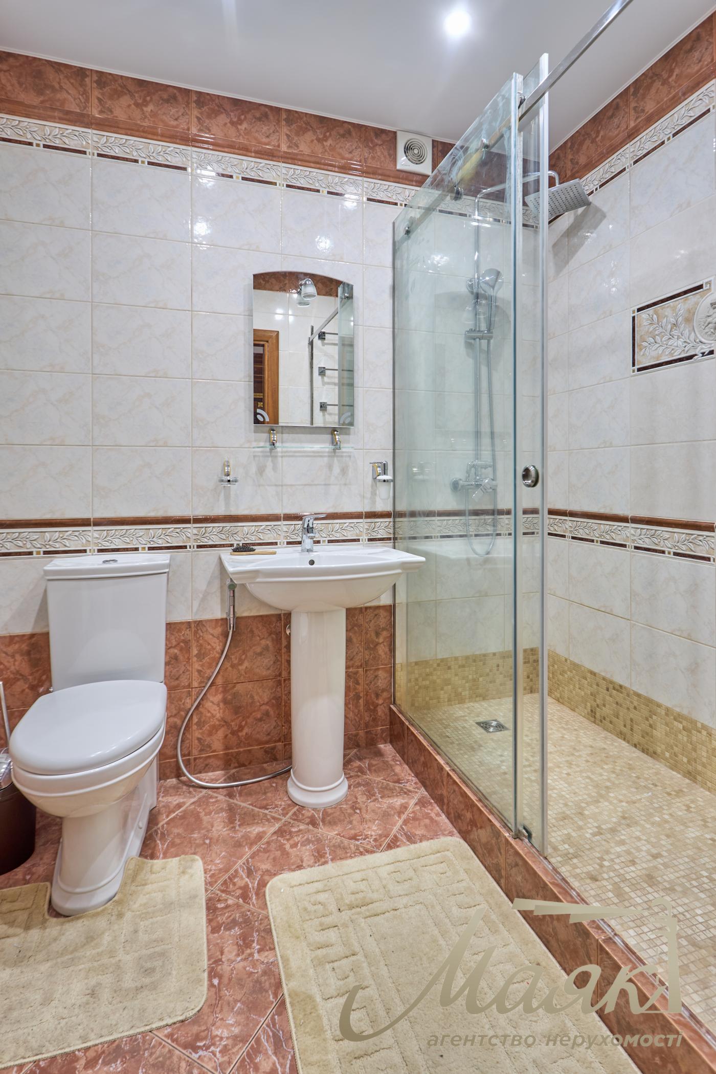 Оренда 4 кімнатної квартири, 163 м, Жилянська 30а, Голосіївський район