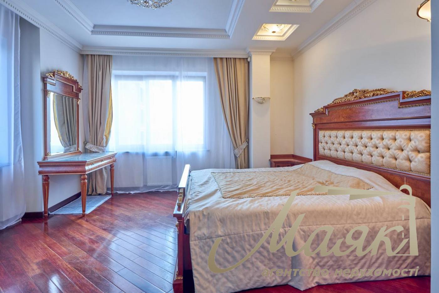 Оренда 4 кімнатної квартири, 163 м, Жилянська 30а, Голосіївський район