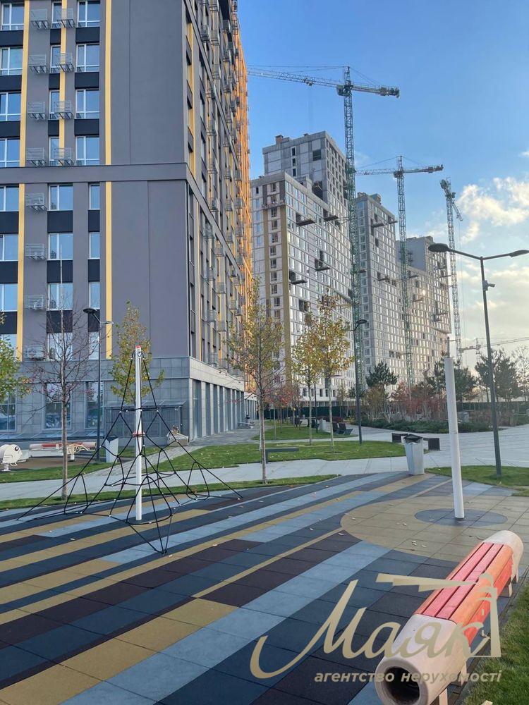 Оренда фасадного приміщення 37 м² з ремонтом ЖК "Svitlo Park" ул. Столичне Шосе 1 м. Видубичі Голосіївський район
