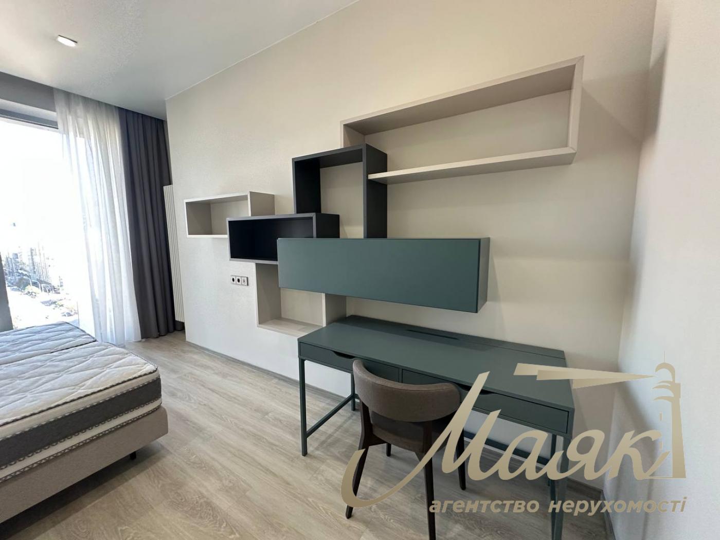 Оренда 4-кімнатної квартири у ЖК Atlantic Residences, вул. Антоновича, 118, Центр.
