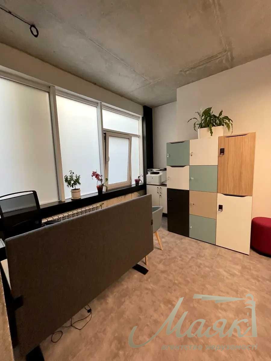 Оренда офісу в ЖК Династія, вул.Липківського, Солом'янський район.