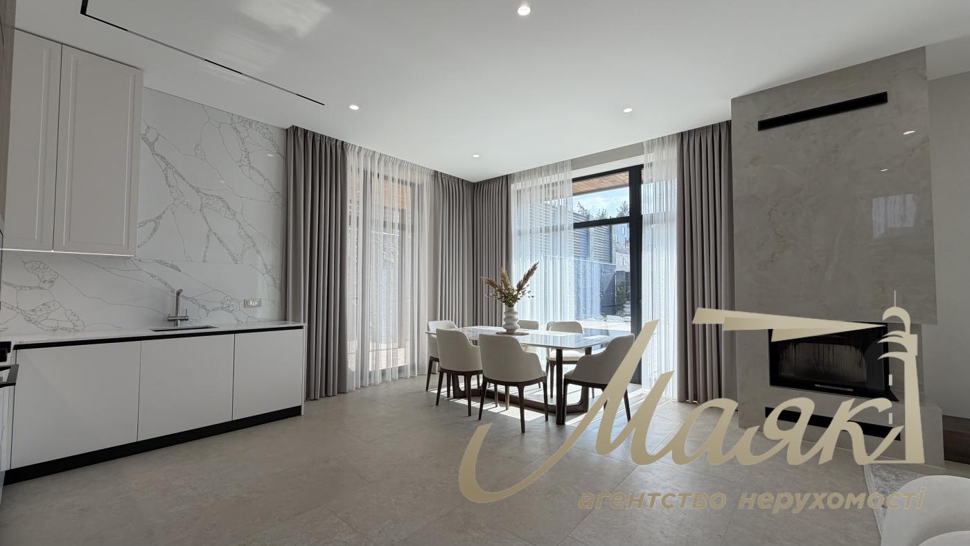 Продаж 2-х поверхового будинку 200м2, КМ Нова Ходосівка