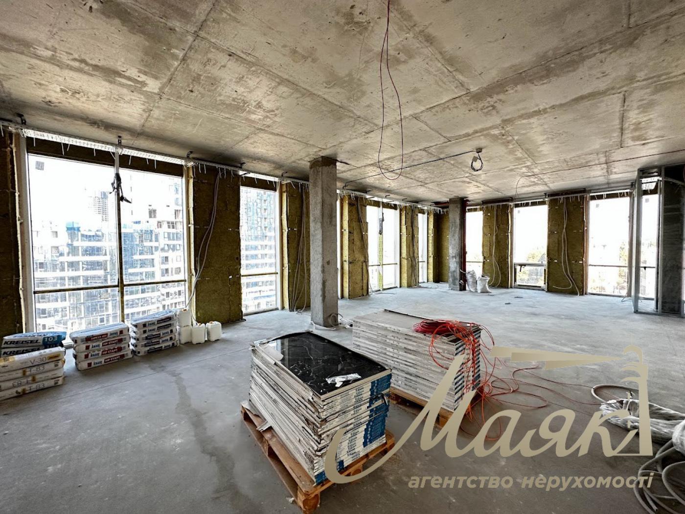 Продаж будівлі Трініті, 6 500м2, вул. Товарна, Пчерськ