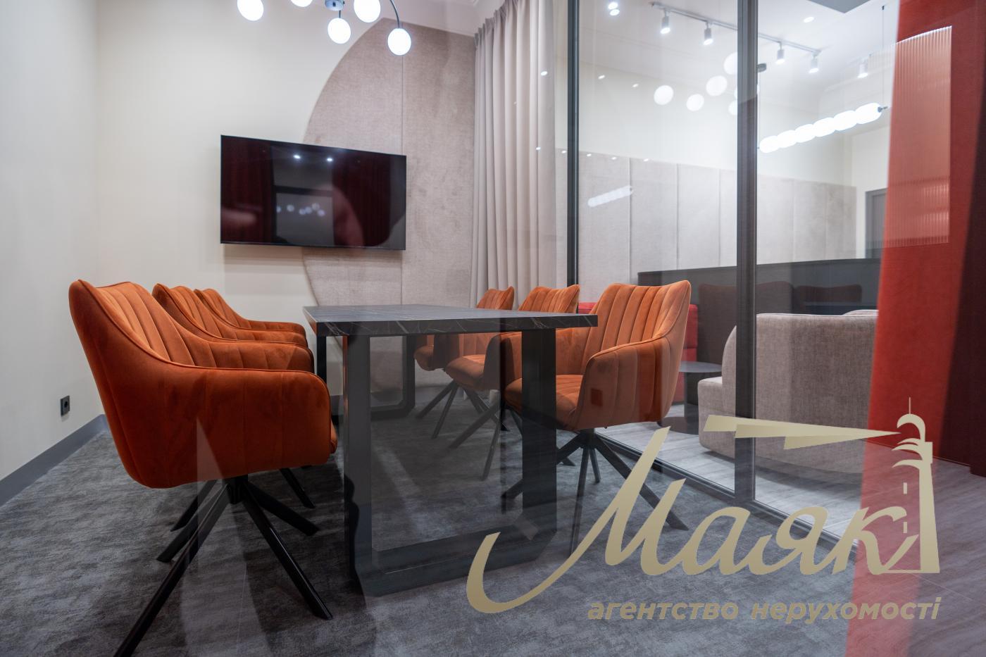 Оренда офісу в Центрі, вул. Антоновича