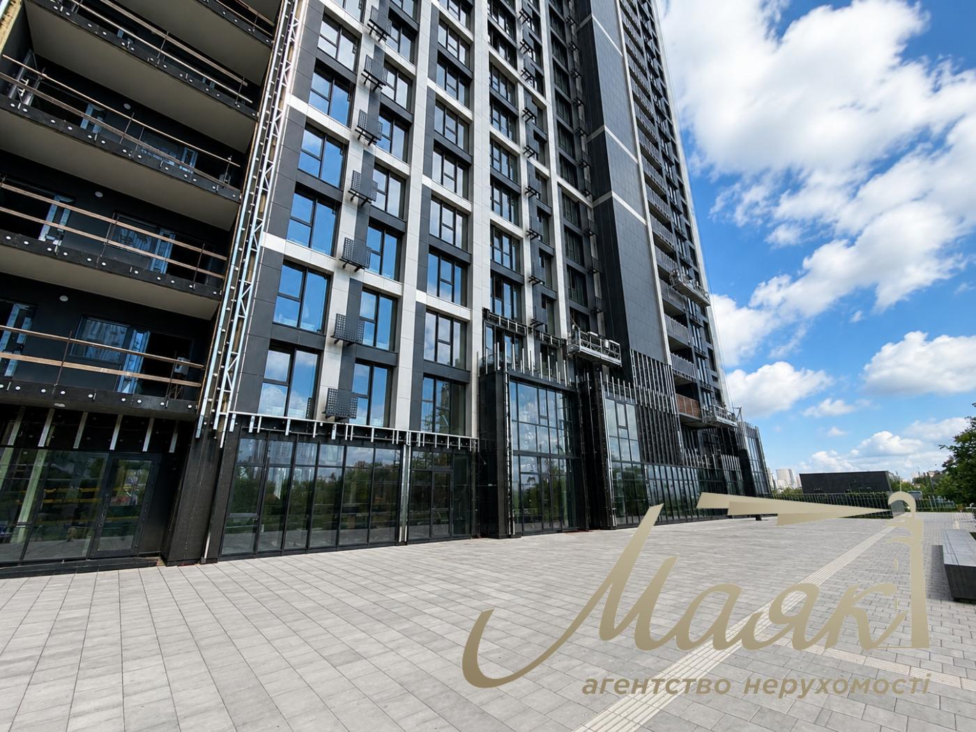 Продаж фасадного комерційного приміщення площею 113,71 м² у ЖК «Nordica Residence», Печерськ