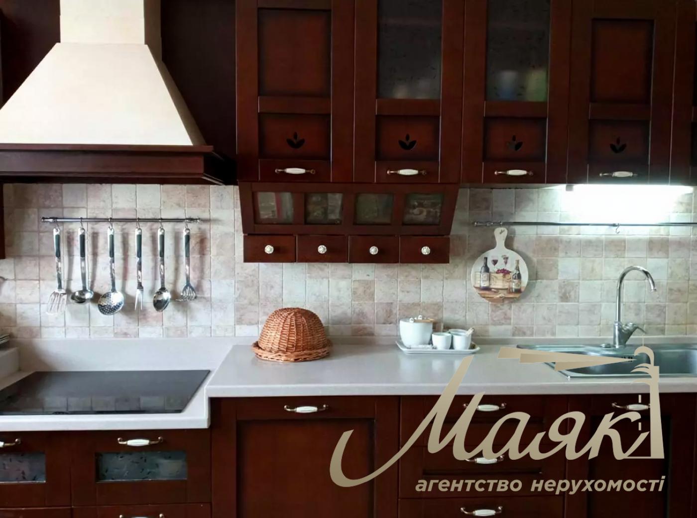 Продаж будинку Лісники 550м2, продаж будинку зі сховищем