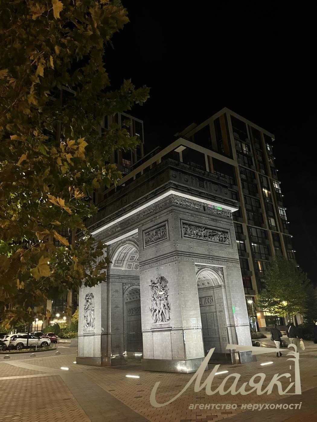 Продажа 2-комнатной квартиры 45м2  в ЖК «Французский квартал 2», Центр Киева, ул. Джона Маккейна, 3А, Печерский район.