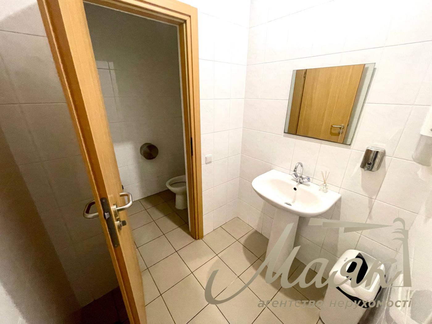 Оренда офісу 260м2 БЦ ILLINSKY вул. Іллінська 8, Поділ, Київ