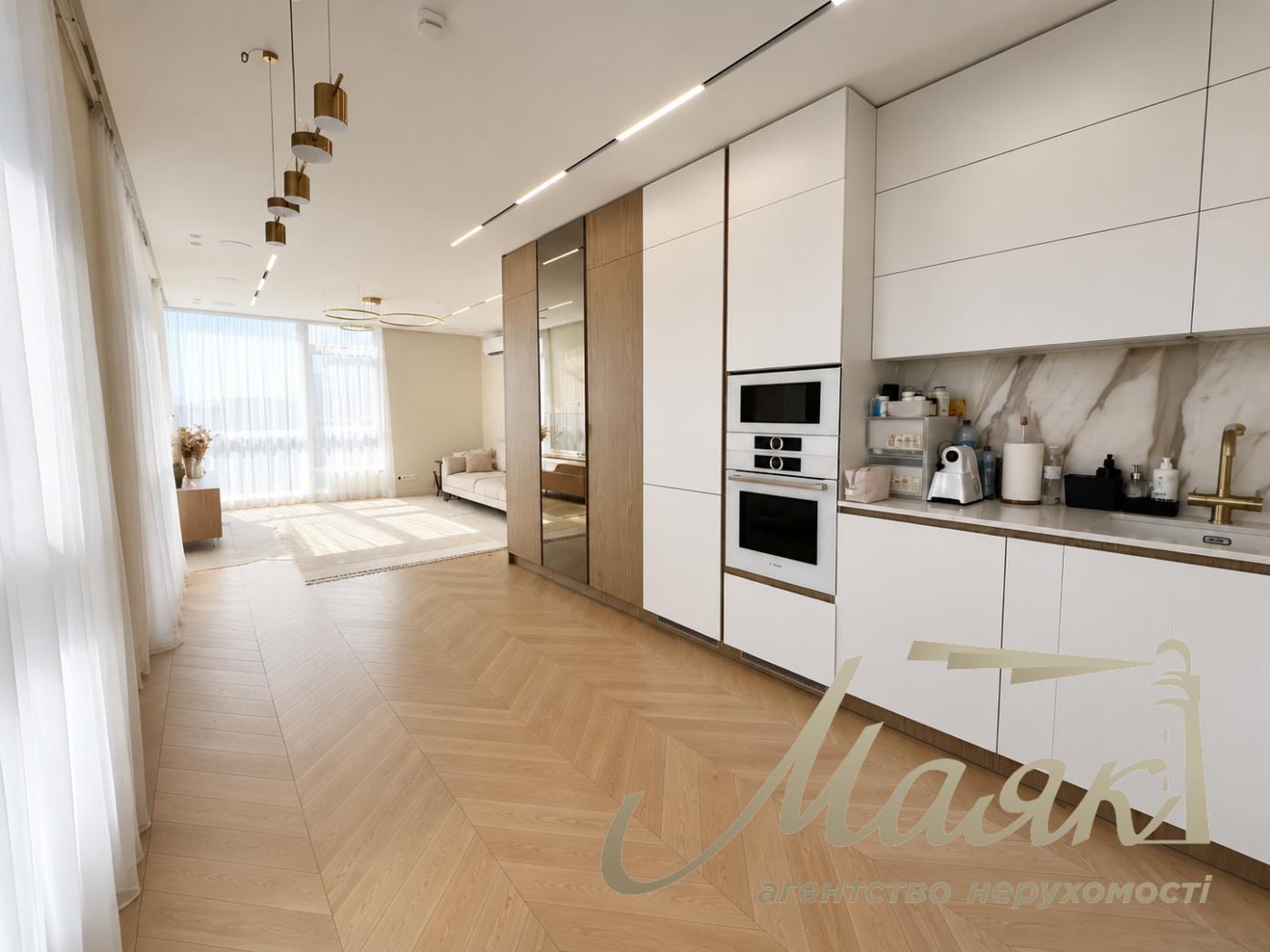3-bedroom apartment for sale, 118 m², in the "French Quarter 2" residential complex, John McCain Street, Pechersk, Downtown, Kyiv