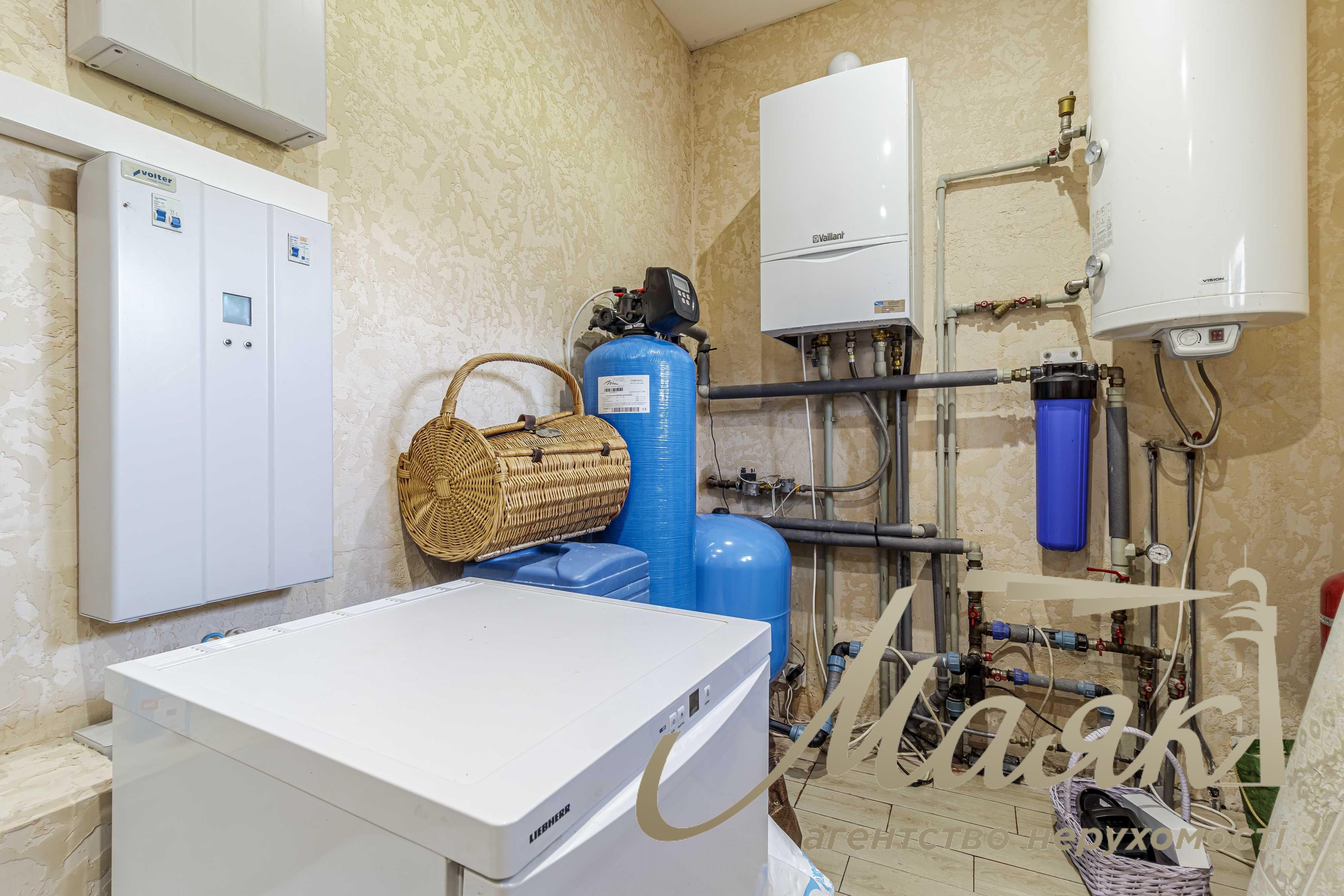 Оренда преміального будинку площею 290 м² у с. Нові Безрадичі, 12 соток, авторський проект, Обухівський напрямок, Київська область