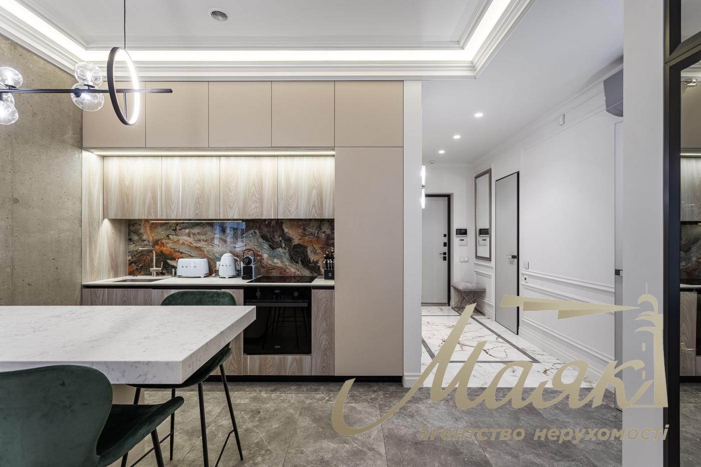 Продажа видовой 3-комнатной квартиры в ЖК Tetris Hall, ул. Ивана Федорова, 2а