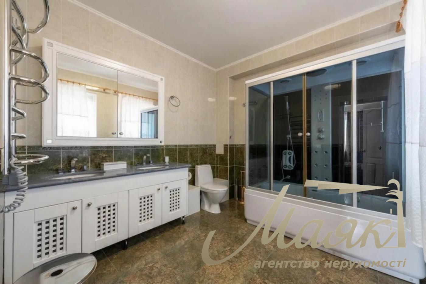 Продажа дома 480м² в Вите-Литовской, Чапаєвка, Голосеевский район, Киев