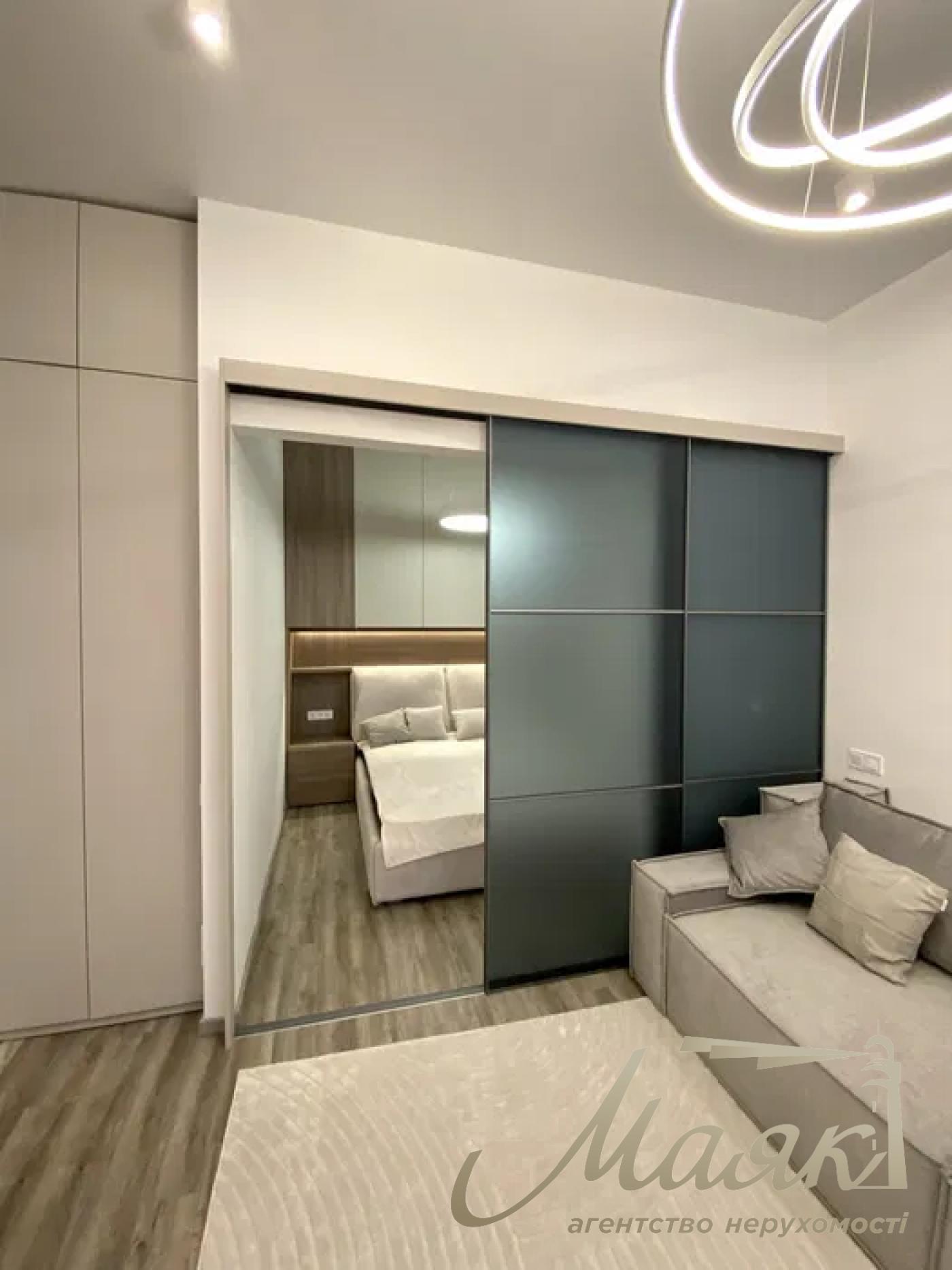 Rent 2k apartment 45 m², ul. Mikhail Boychuk, LCD Zhemchuzhina 52