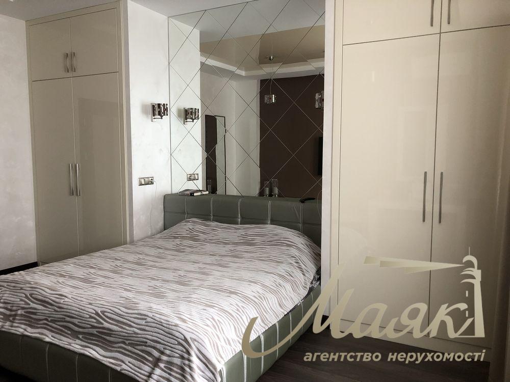 Продаж 3-кімнатної квартири, 103 м², ЖК «Рівер Стоун», вул. Трускавецька, 2-А