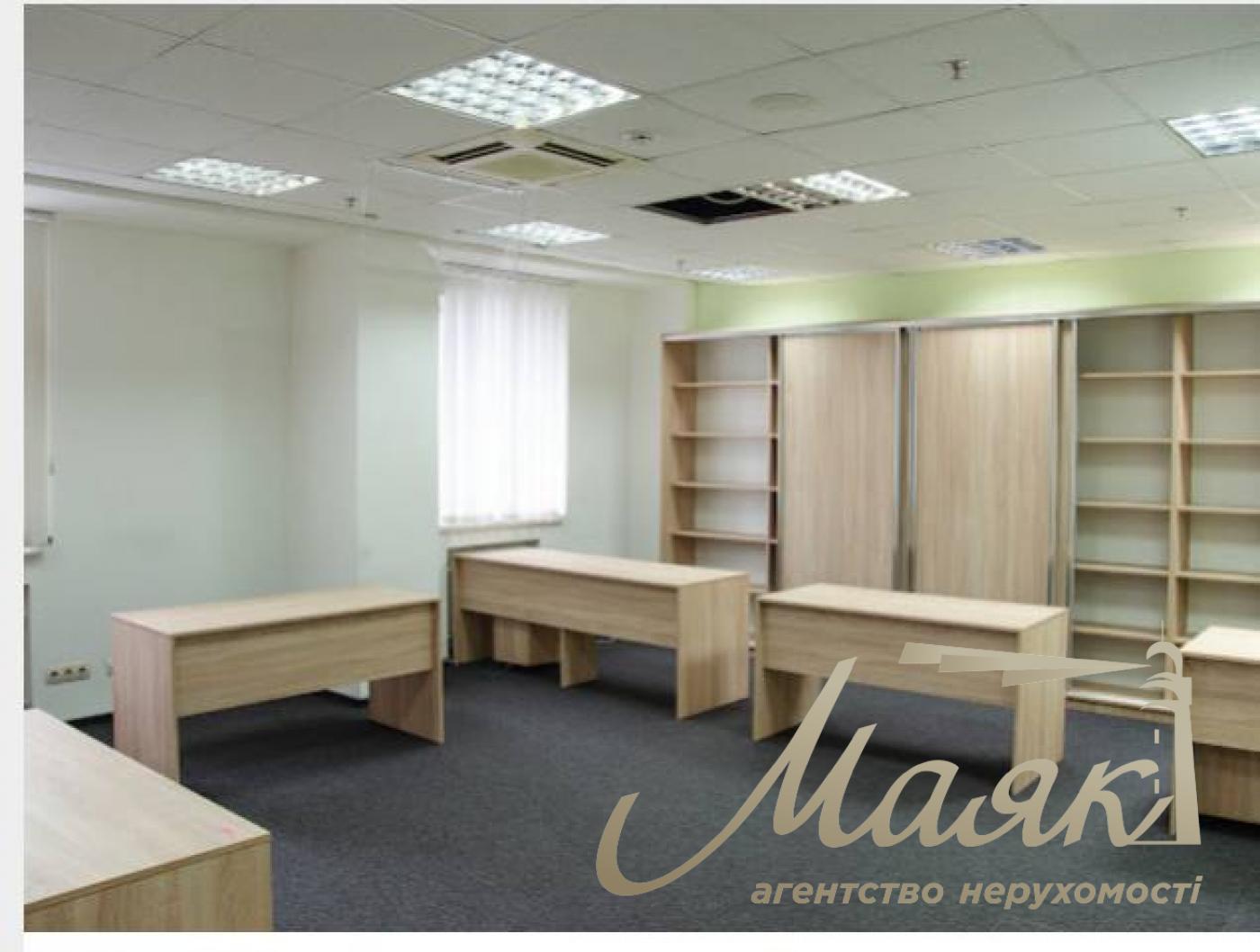 Office for rent 1613m2, BC Satellite