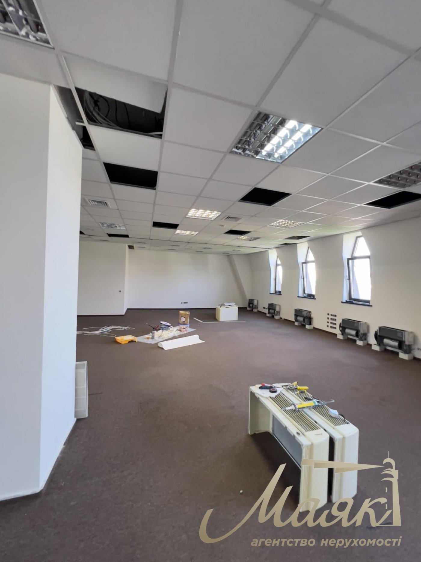 Оренда офісу в БЦ Ярославів Вал 23, Золоті Ворота, Центр.