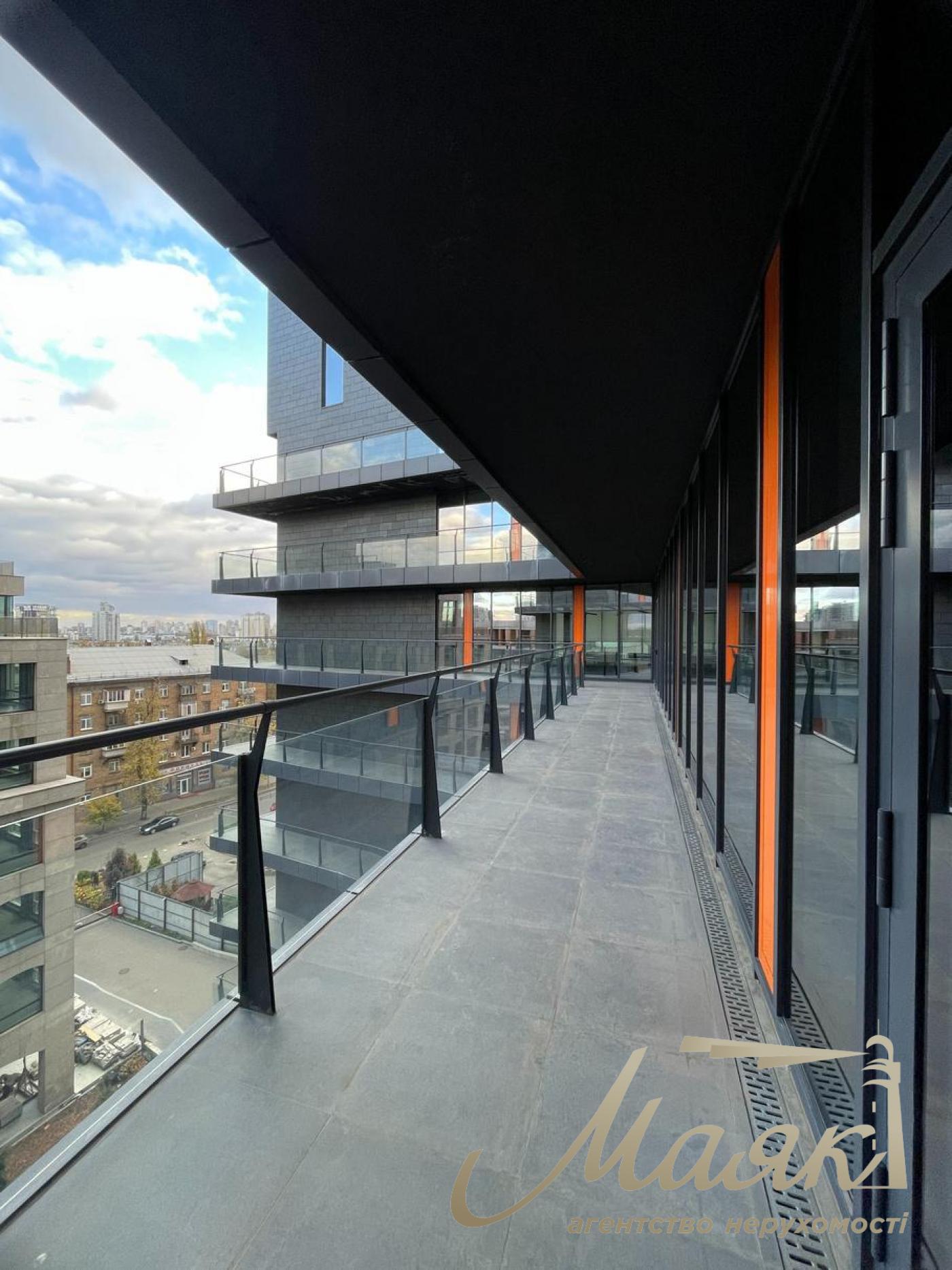 Office Space for Rent in the Business Center on Zoologicheskaya Street, Zoologicheskaya Street