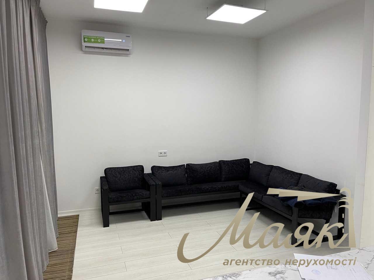 Продаж комерційного приміщення площею 103,5 м², 1-й поверх + цоколь, вул. Липська, Печерськ