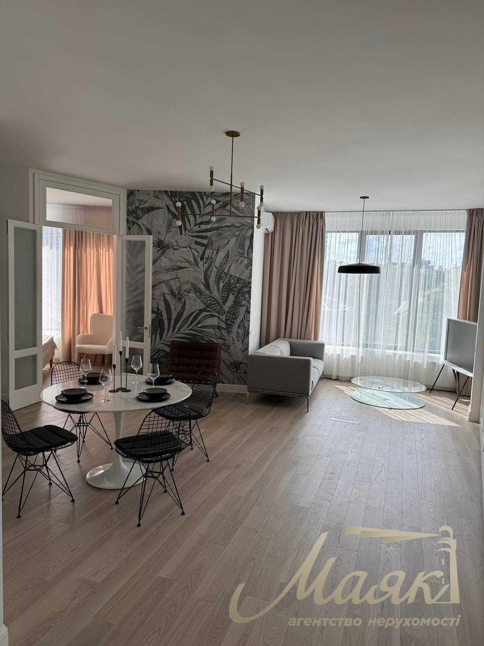 Аренда 2к квартиры, в ЖК Skyline Residense, ул. Євгена Коновальця вул. (Щорса), 26-А