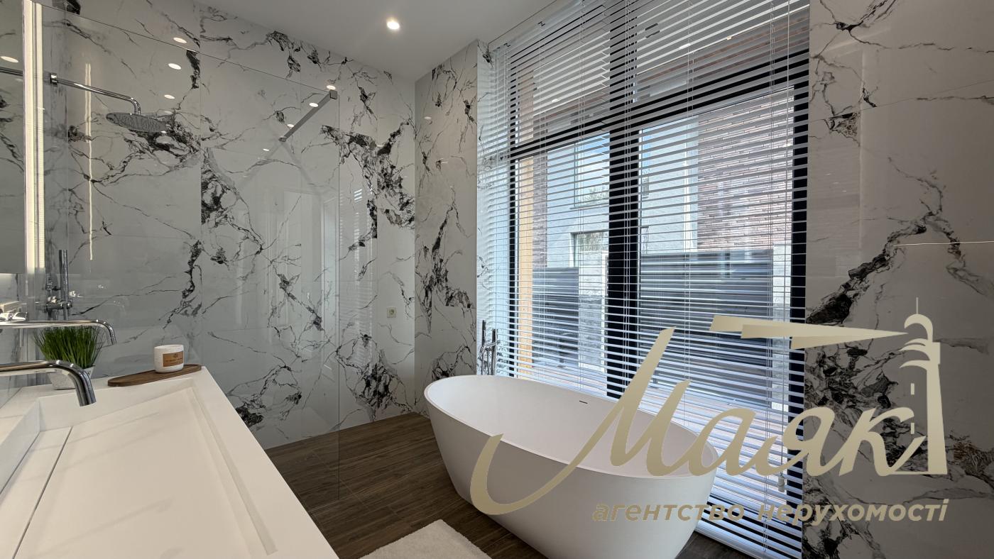 Продаж 2-х поверхового будинку 200м2, КМ Нова Ходосівка