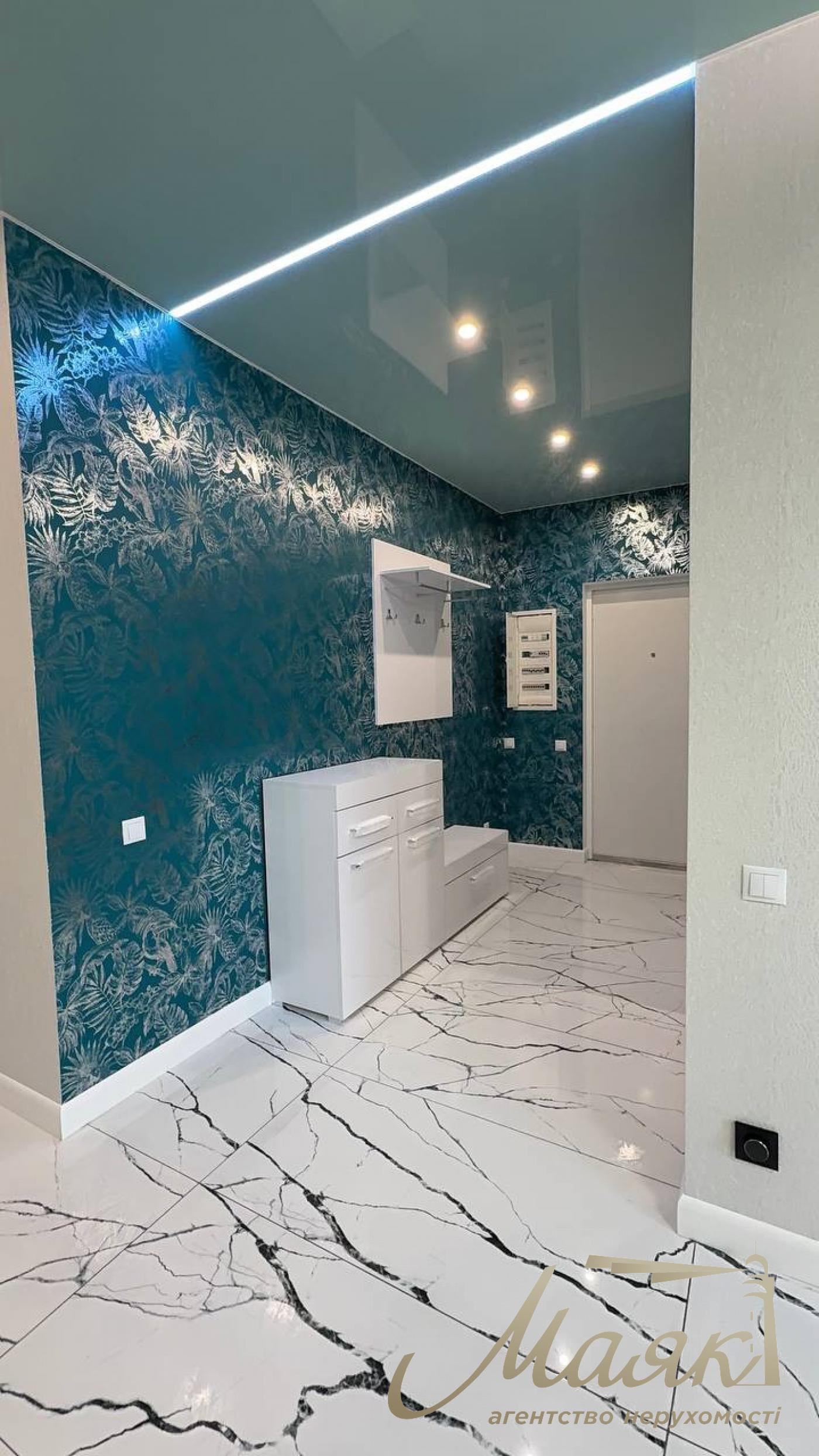 Sale of a 2k apartment in the Respublika residential complex with renovation