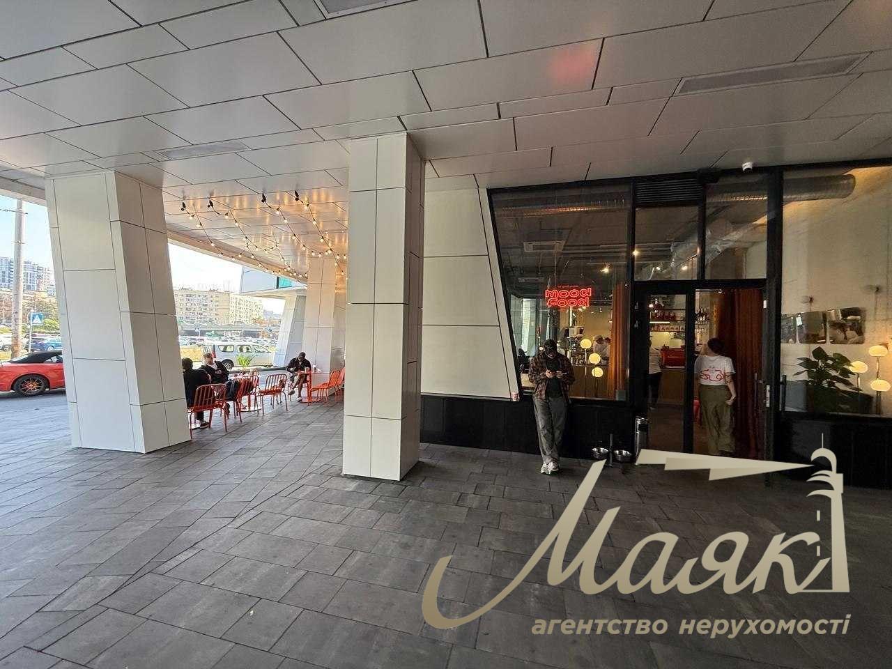 Оренда фасаду 120м2 ЖК Манхеттен Сіті, КПІ