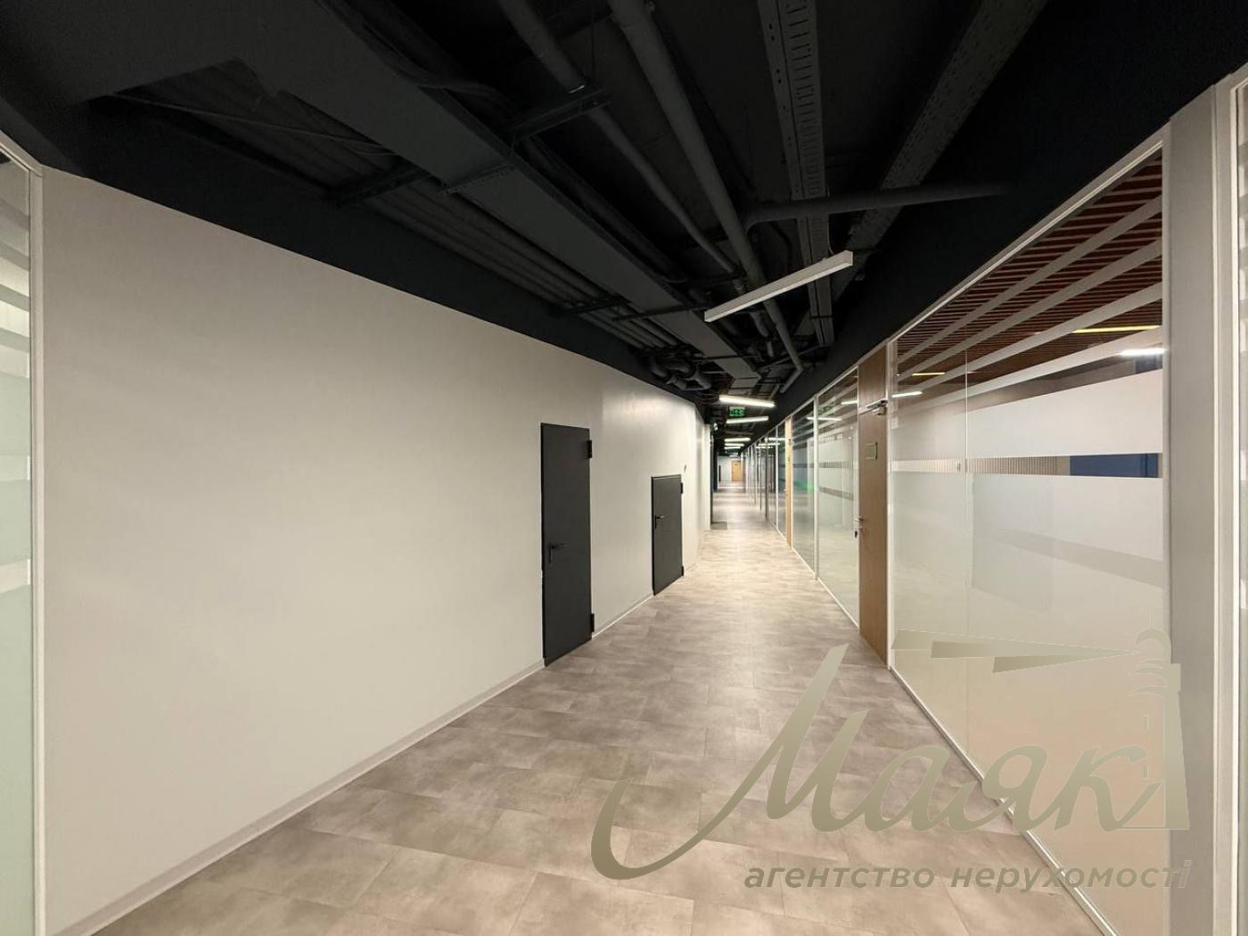 Оренда офісу 2718м2 БЦ Parus вул. Мечникова 2 Печерський район м. Палац Спорту