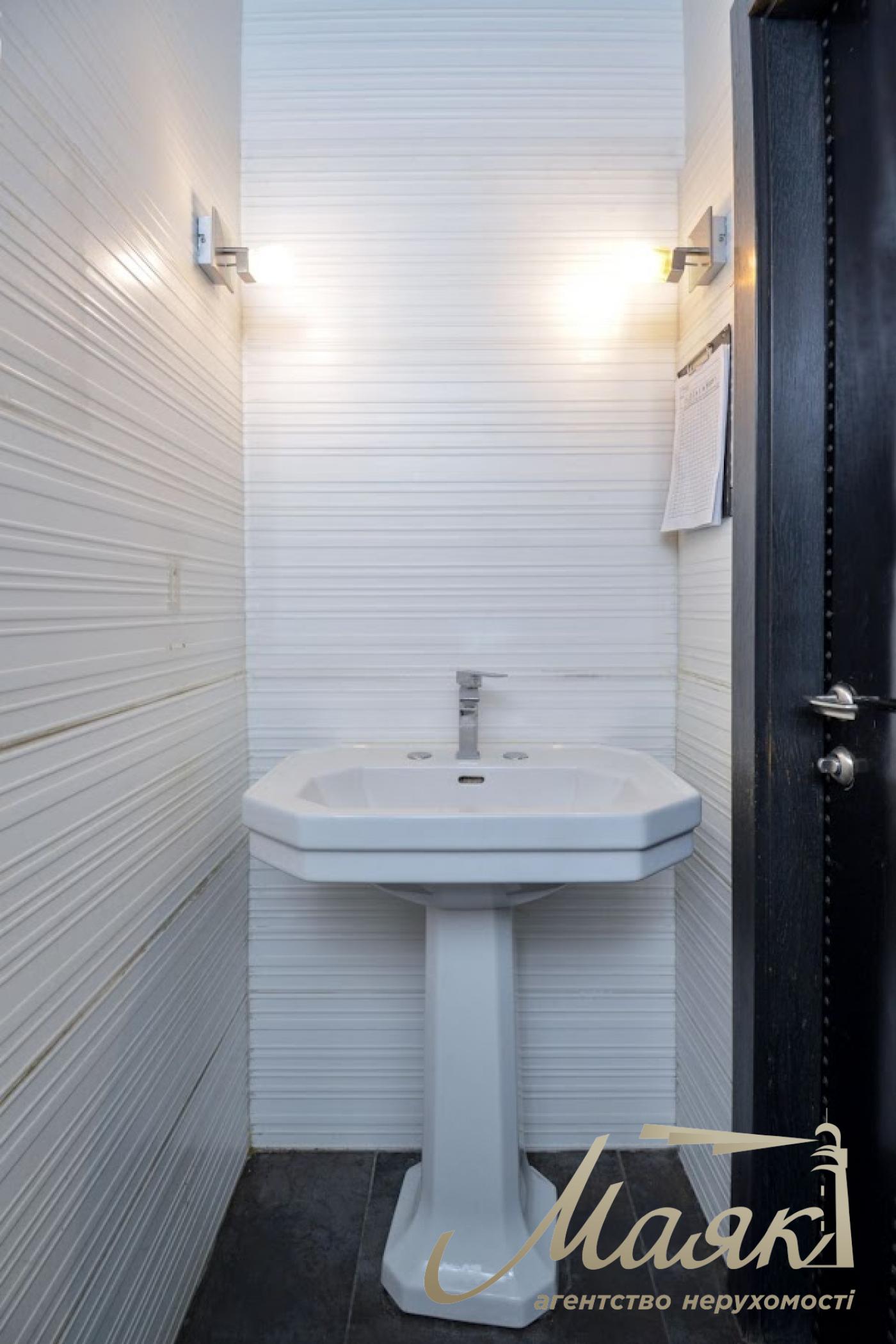 Оренда офісу 235м2 у центі, БЦ Європа Плаза, вул. Саксаганського, 120