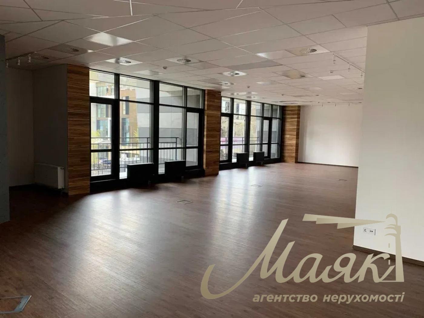 Rent commercial premises in LCD Alter Ego, on per.Laboratornyy 7, Pechersk.