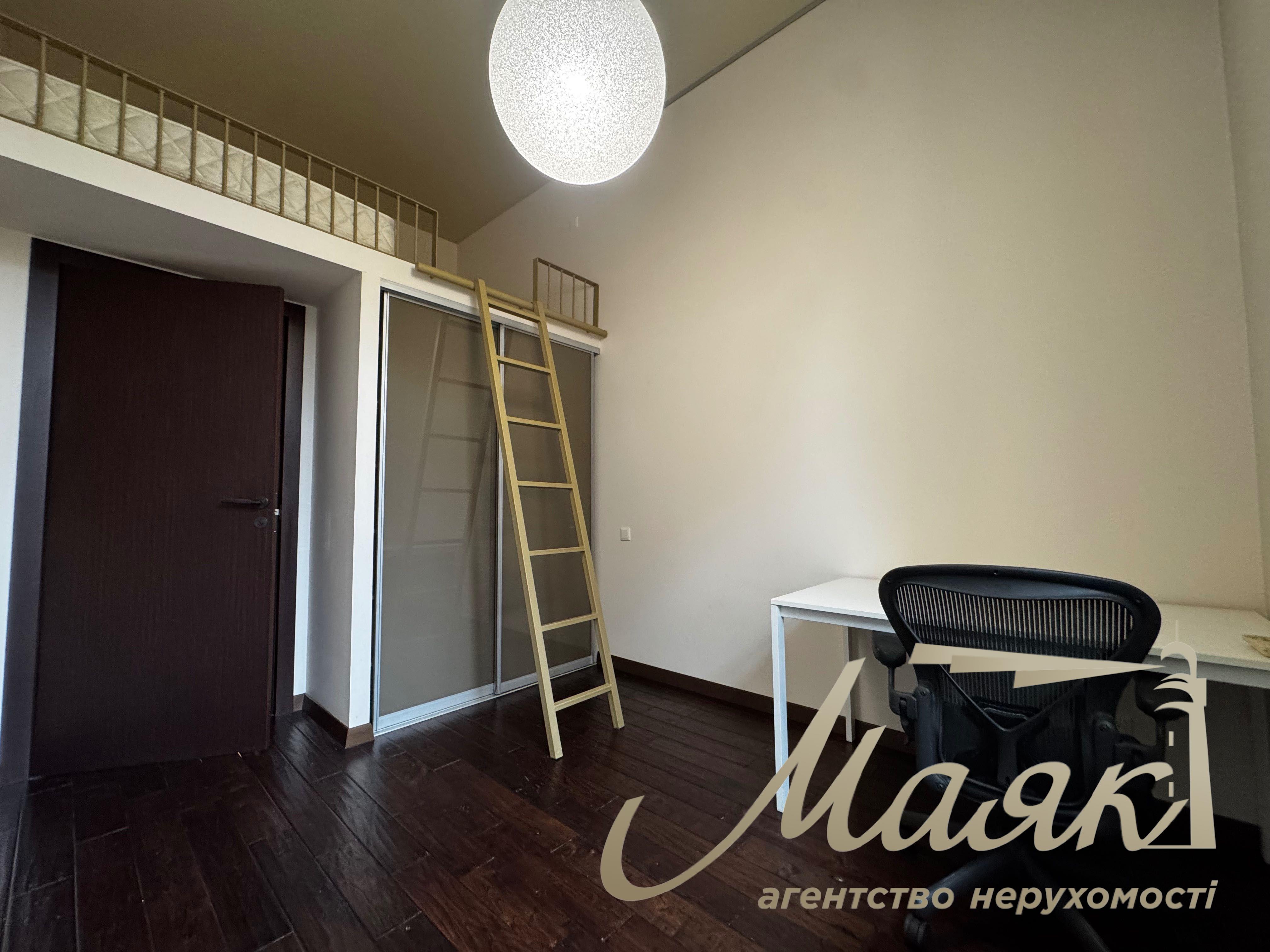 Продажа 3-комнатных апартаментов, 76 м², ул. Лысенко, 1, район Золотые Ворота, Киев