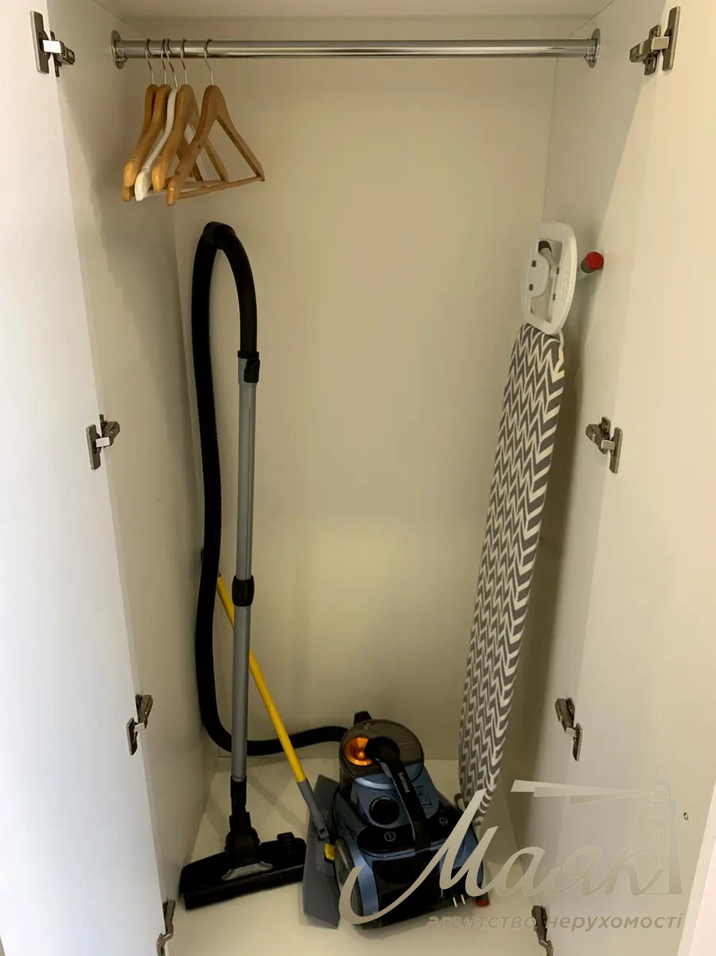 Оренда 1к квартири 45 м², вул. Івана Кудрі, ЖК Central Park, метро Либідська