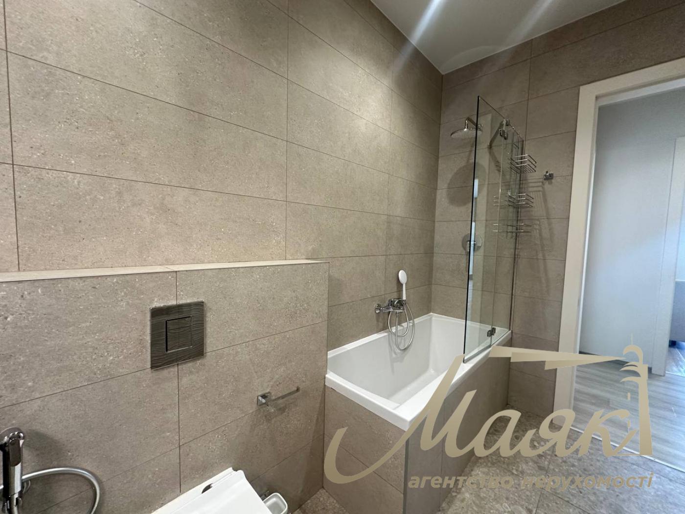 Оренда 4-кімнатної квартири у ЖК Atlantic Residences, вул. Антоновича, 118, Центр.