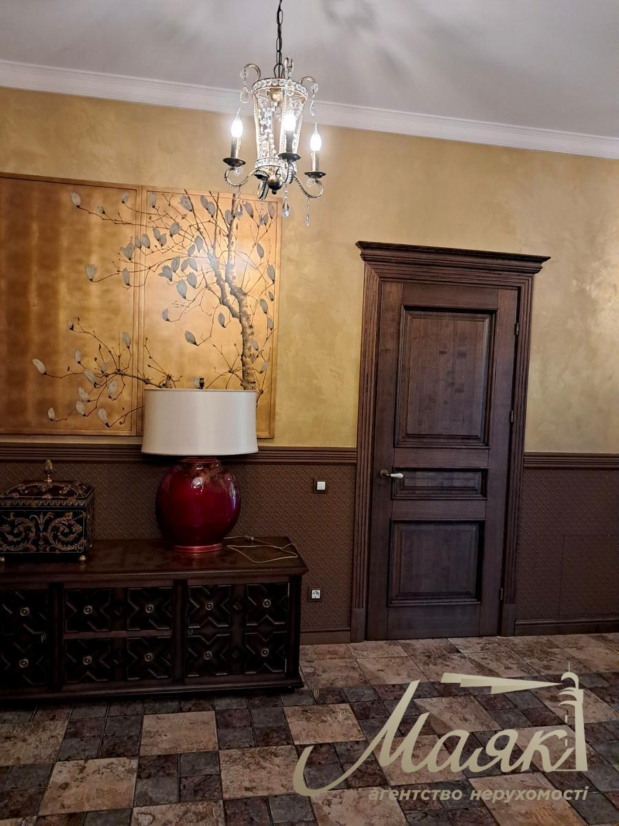 Оренда будинку/резиденції площею 420 м² у Старих Безрадичах, вул. Підгірна, перша здача, Обухівський напрямок, Київська область.