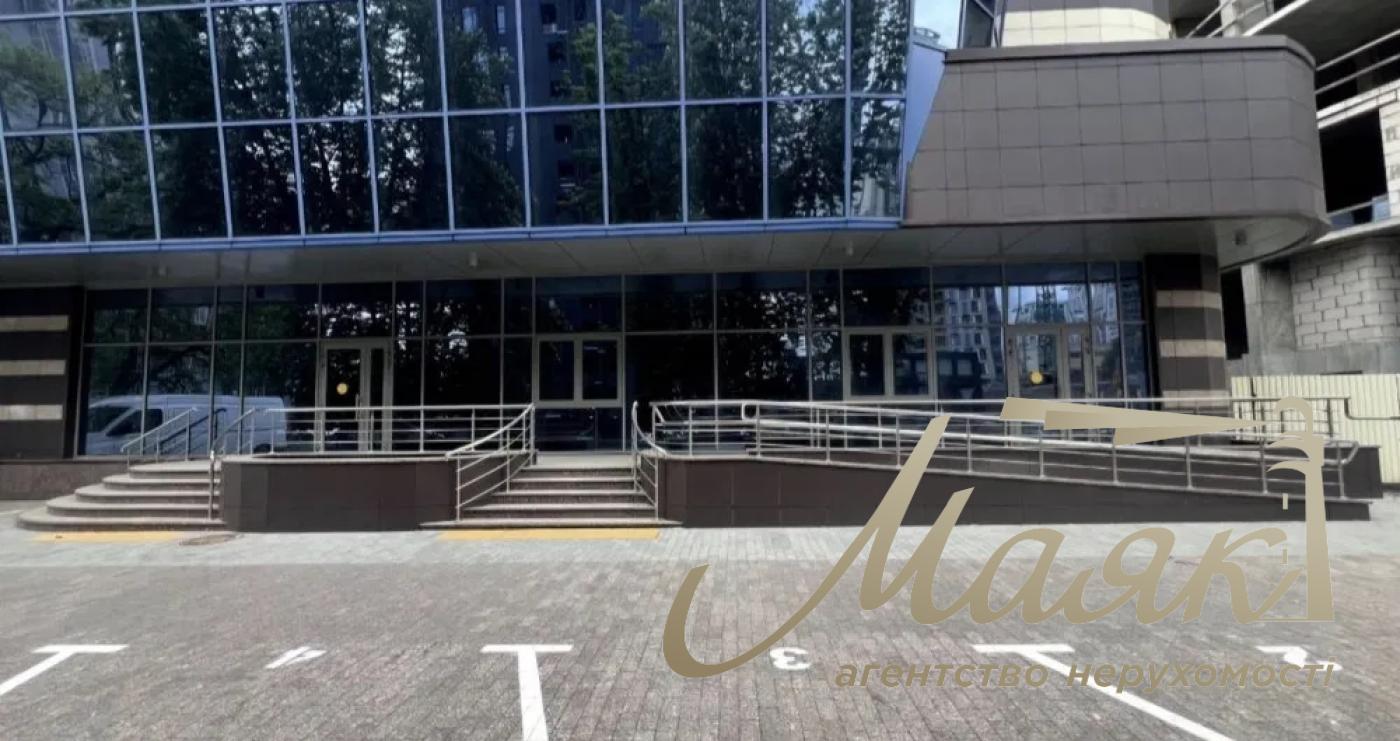 Оренда фасадного приміщення Престиж Хол, Печерськ